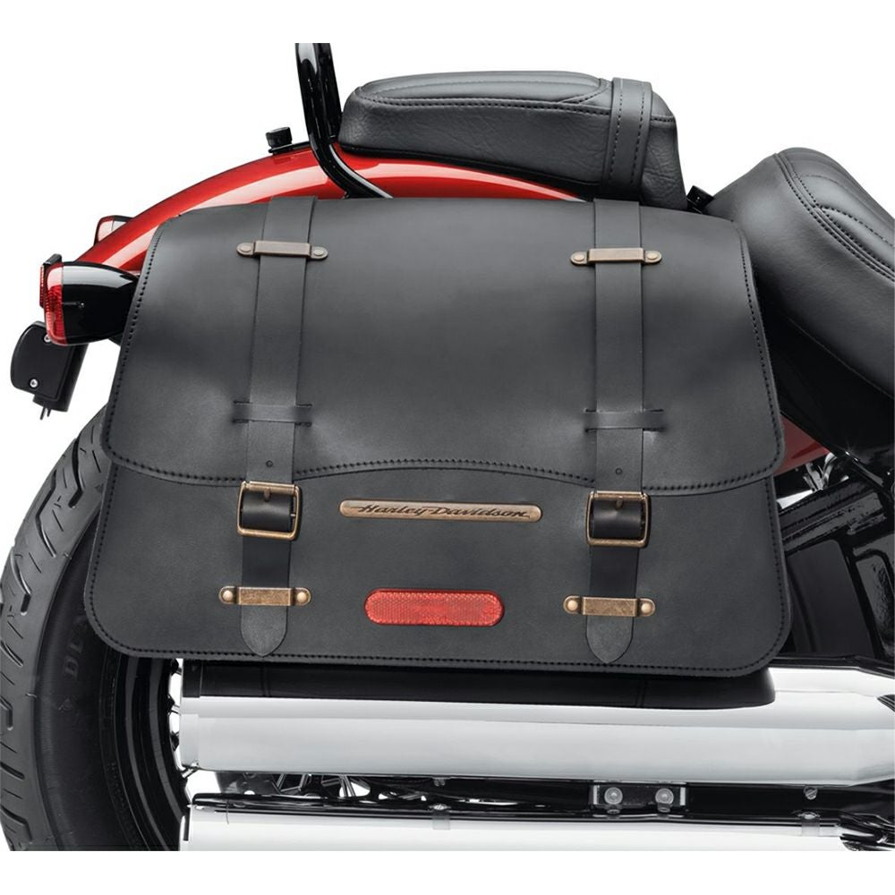 ハーレーダビッドソン　バッグ　革製品　レザー 90369-06D】ハーレー純正 バー＆シールド・レザー・サドルバッグBar