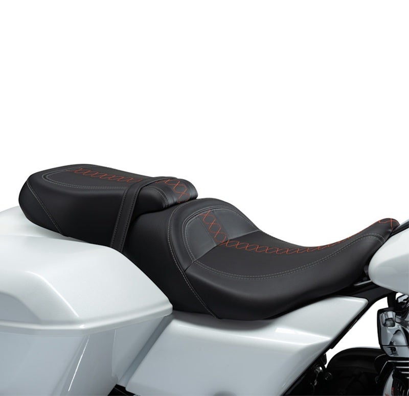 ハーレー純正　スポーツパッセンジャーピリオン-CVOモデルスタイル